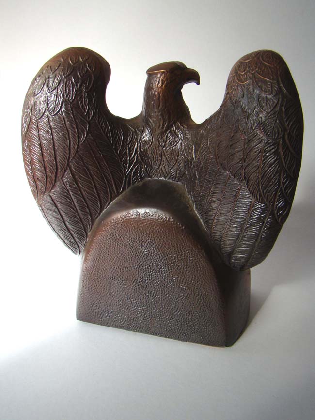 A fine pair of Bicentennial 1775 Eagle bookends by P M Craftsmen of Philadelphia — image 2
